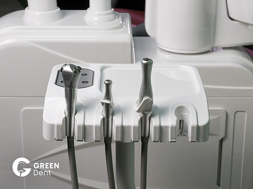 MERCURY 2000 - стоматологическая установка с нижней подачей инструментов